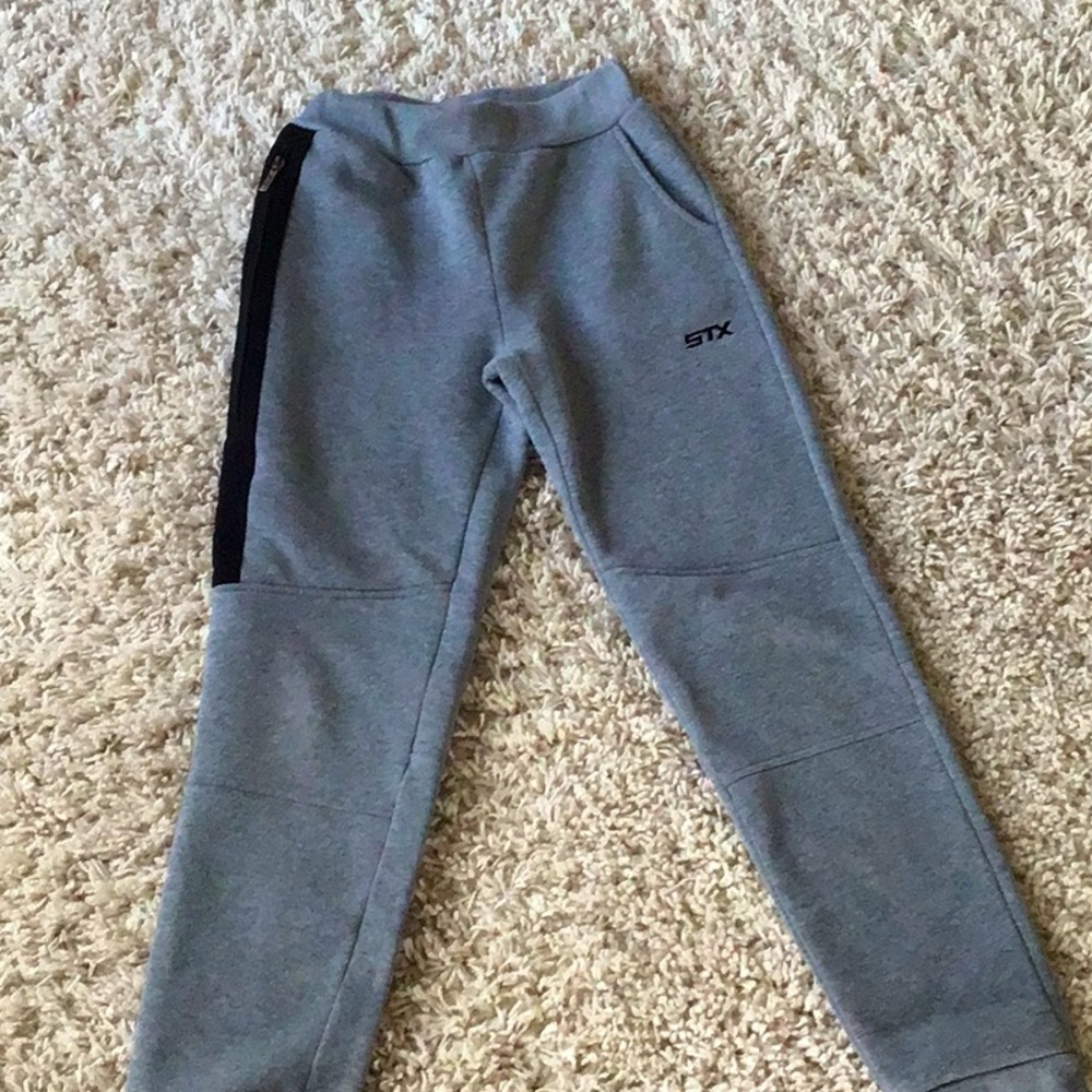 BOYS STX grey sweatpants